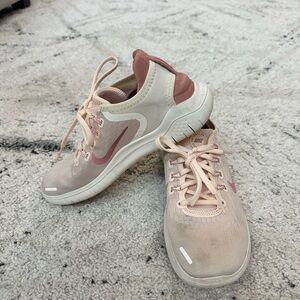 Nike Women's Light Pink Athletic Shoes